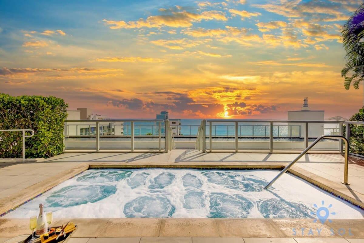 Ocean View - Balcony - Hollywood Beach Broad-Walk Eksteriør bilde