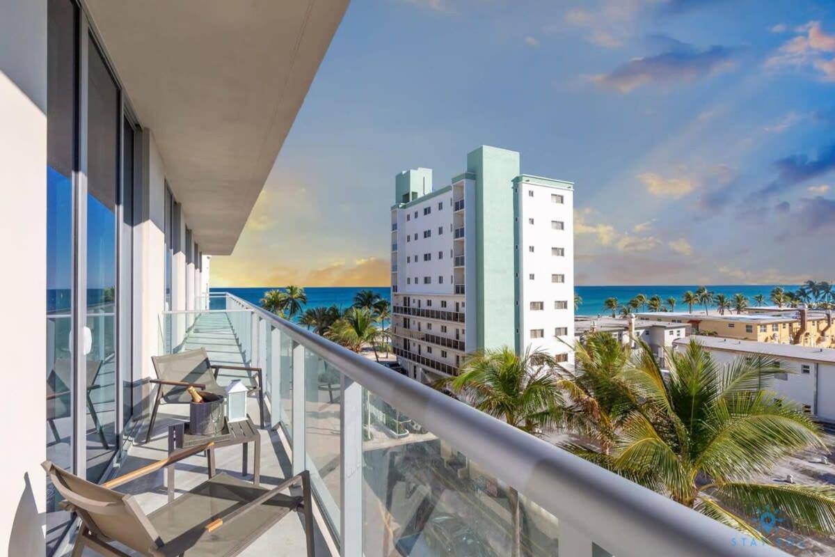 Ocean View - Balcony - Hollywood Beach Broad-Walk Eksteriør bilde